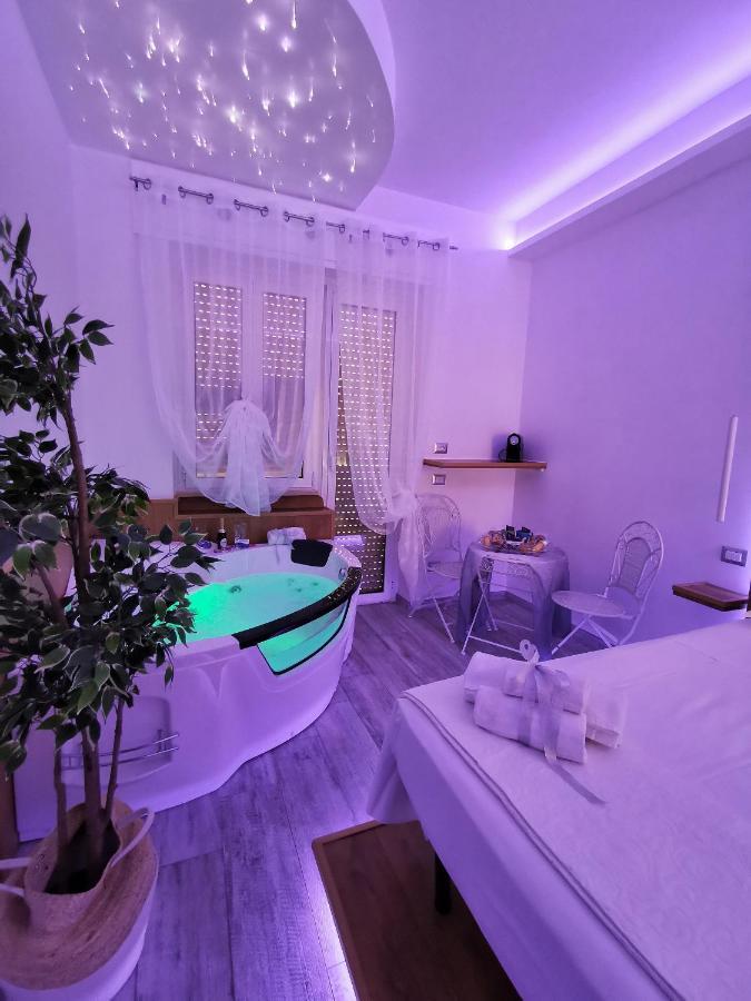 Il Mare Di Roma Deluxe Hotel Lido di Ostia Bagian luar foto