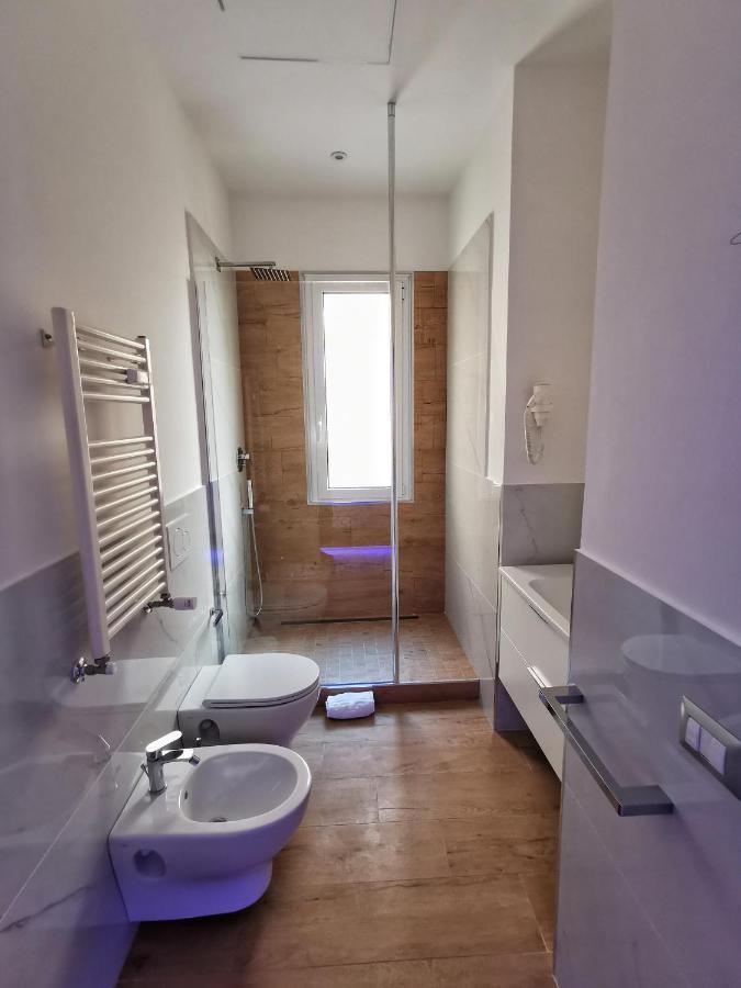 Il Mare Di Roma Deluxe Hotel Lido di Ostia Bagian luar foto