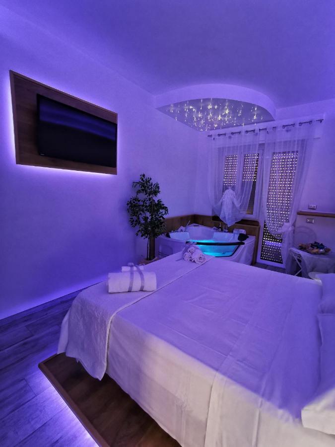 Il Mare Di Roma Deluxe Hotel Lido di Ostia Bagian luar foto